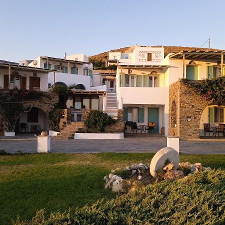 Aegean Sunset Apartment Kionia Exterior photo